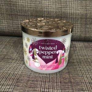 Bath & Body Works Twisted Peppermint 3-Wick Candle